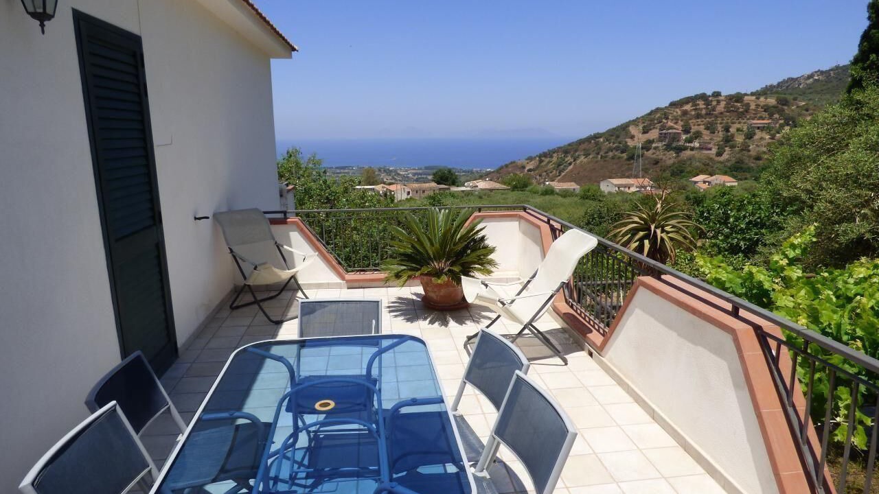 Photo of Outdoor in Patti