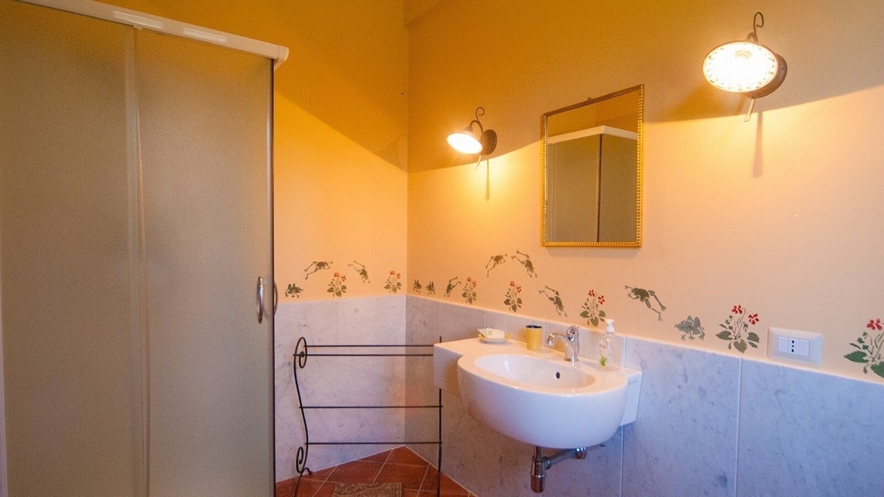 Photo of Bathroom in Pedara