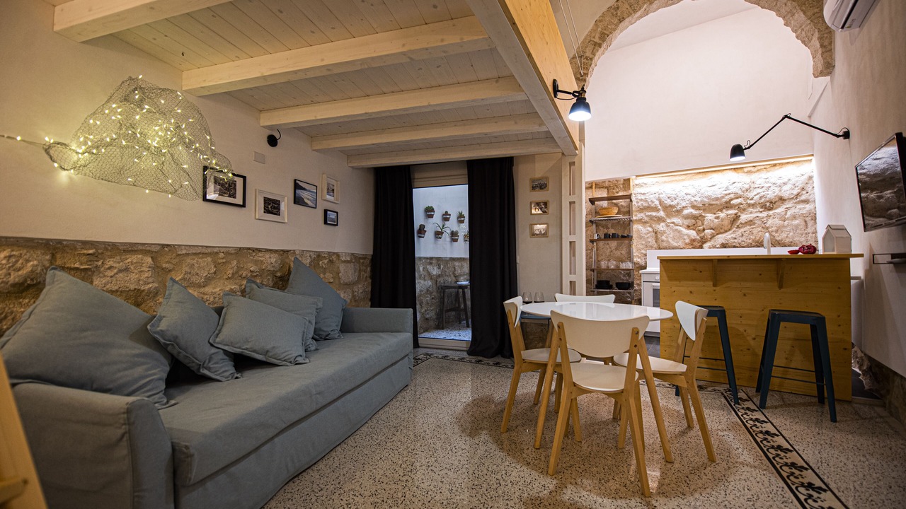 Photo of Livingroom in Alcamo Historic Center