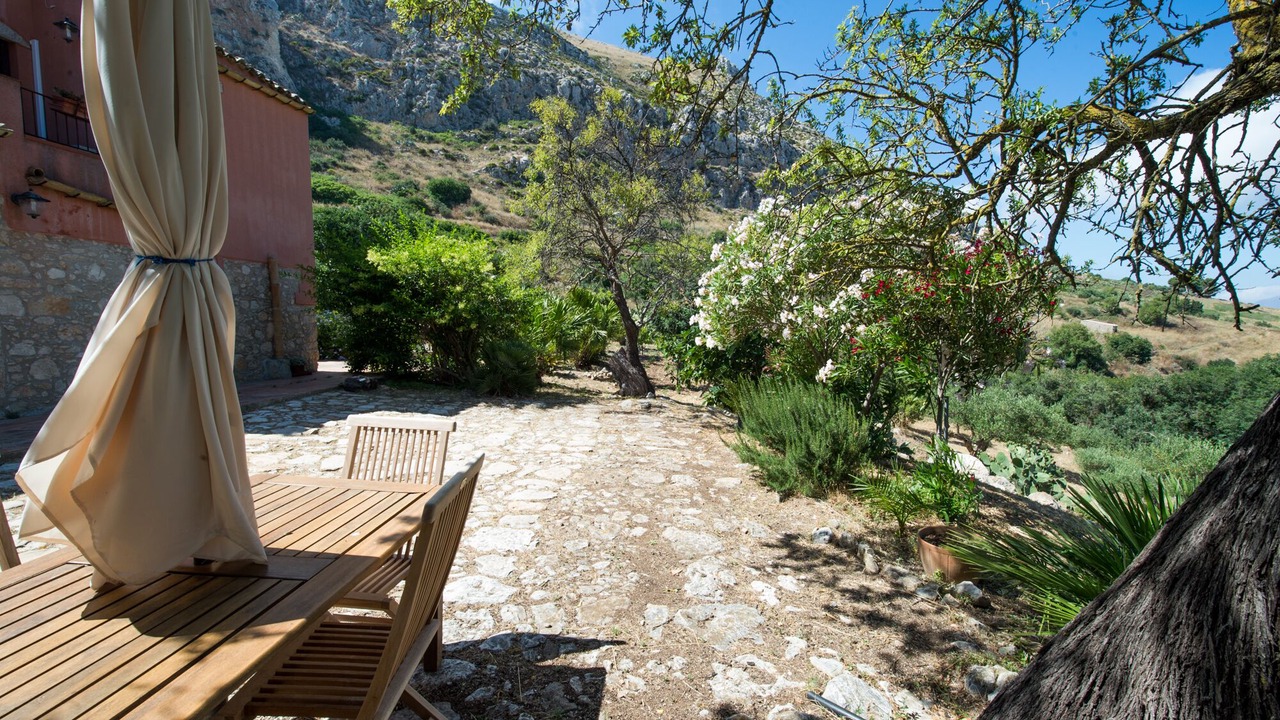 Photo of Outdoor in Mockarta