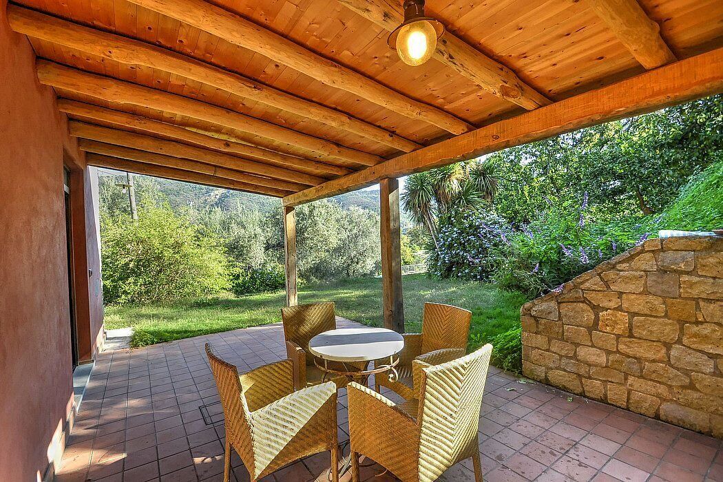 Photo of Outdoor in Mirto