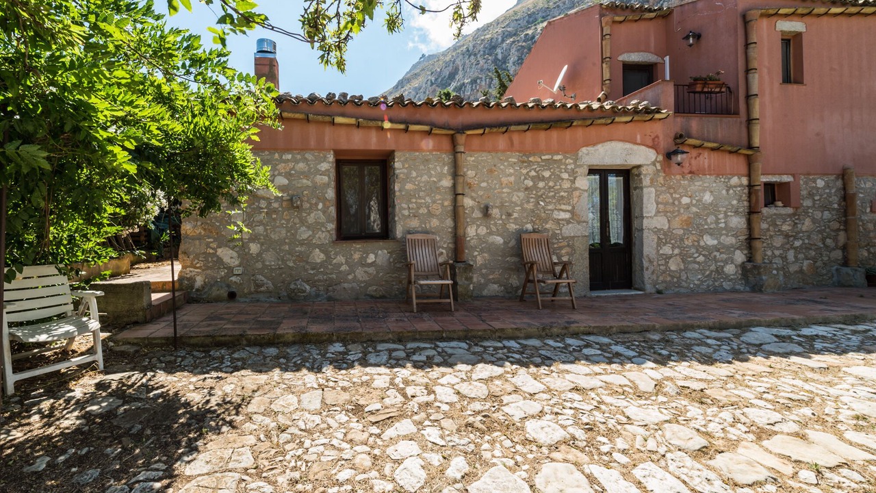 Photo of Outdoor in Valderice