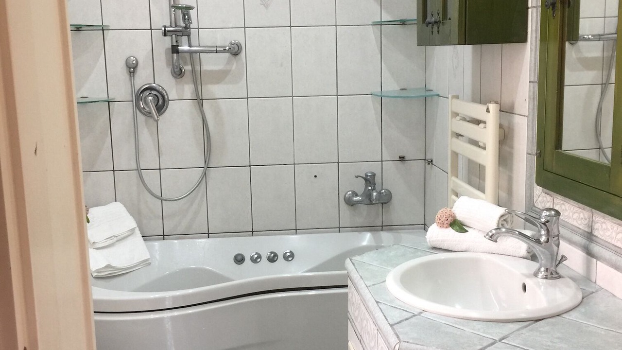 Photo of Bathroom in Trapani City Centre