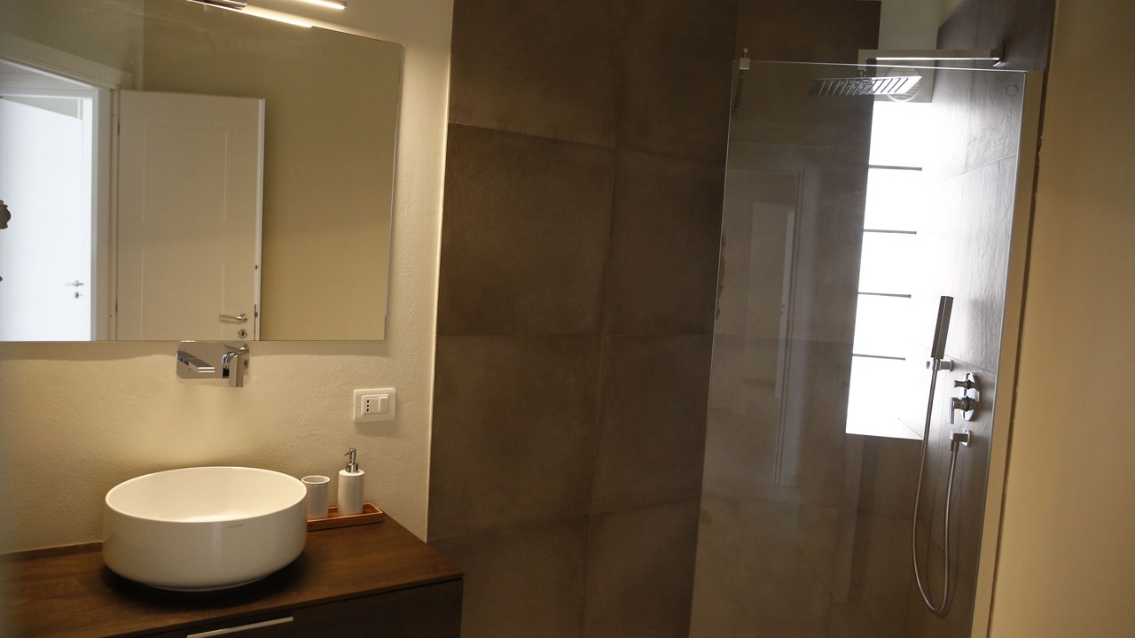 Photo of Bathroom in Tiche