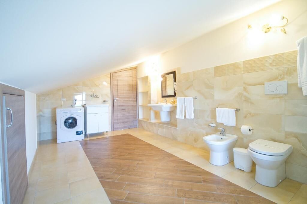 Photo of Bathroom in Trecastagni