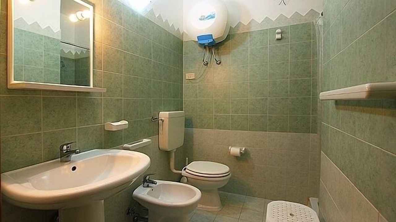 Photo of Bathroom in Contrada Pistavecchia 2