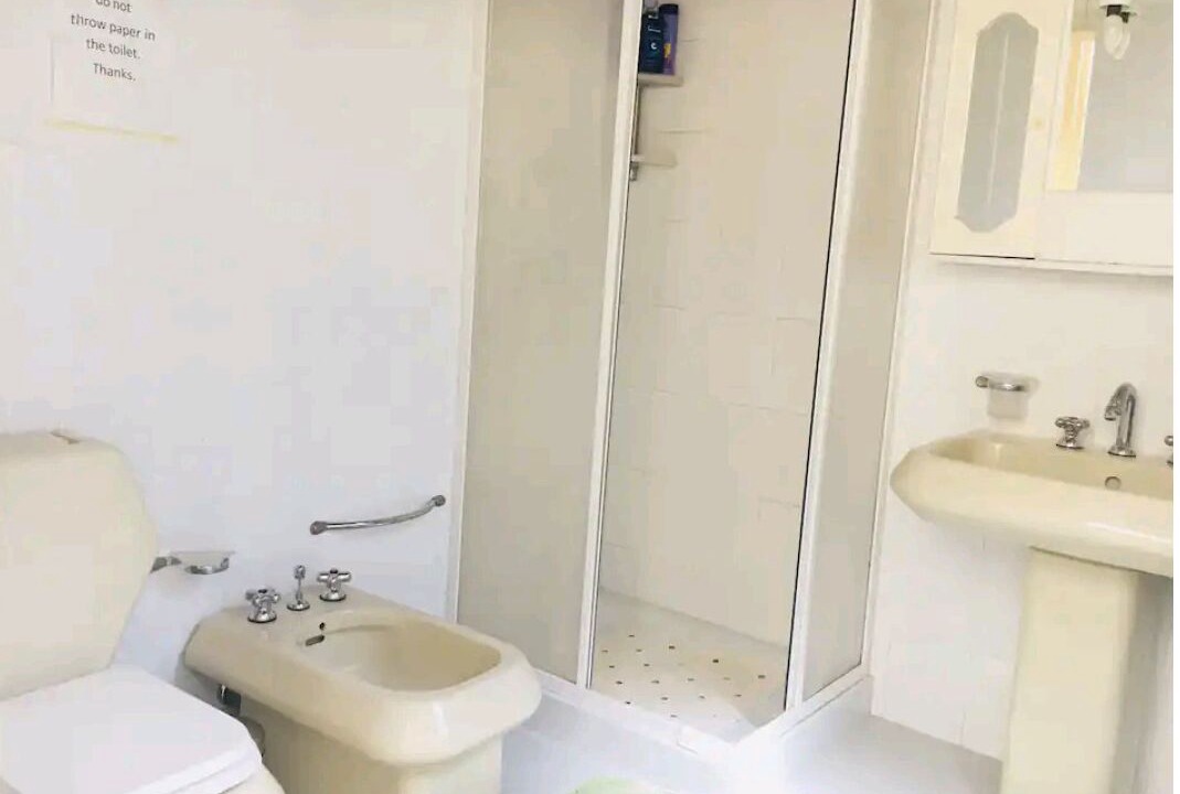 Photo of Bathroom in Floridia