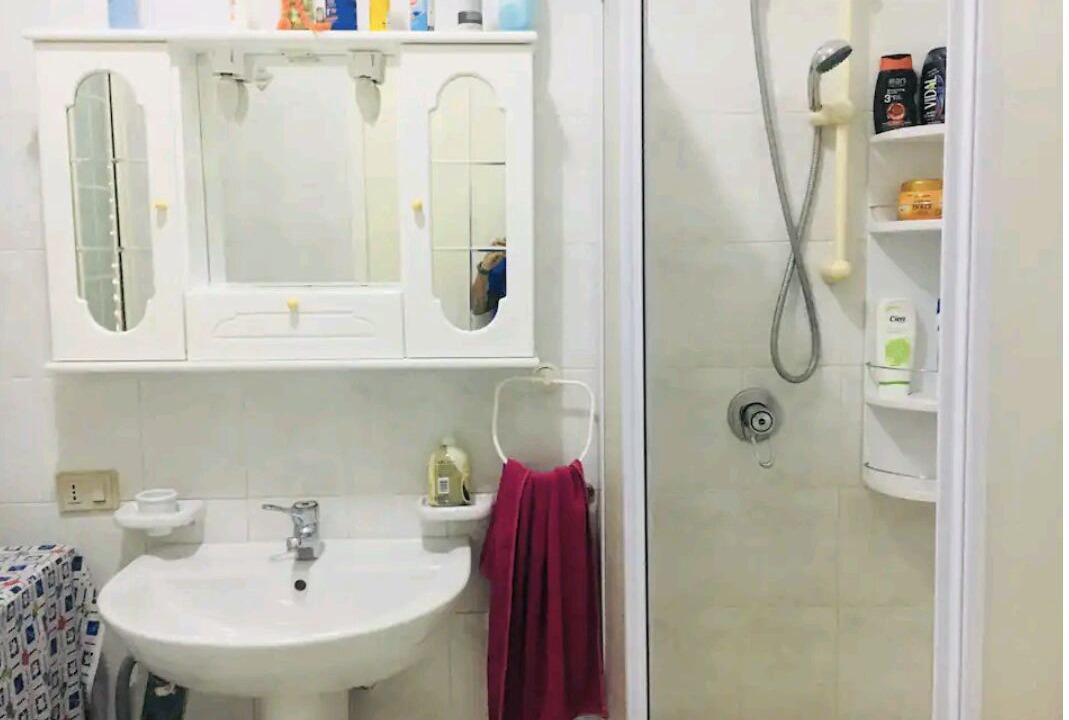 Photo of Bathroom in Floridia