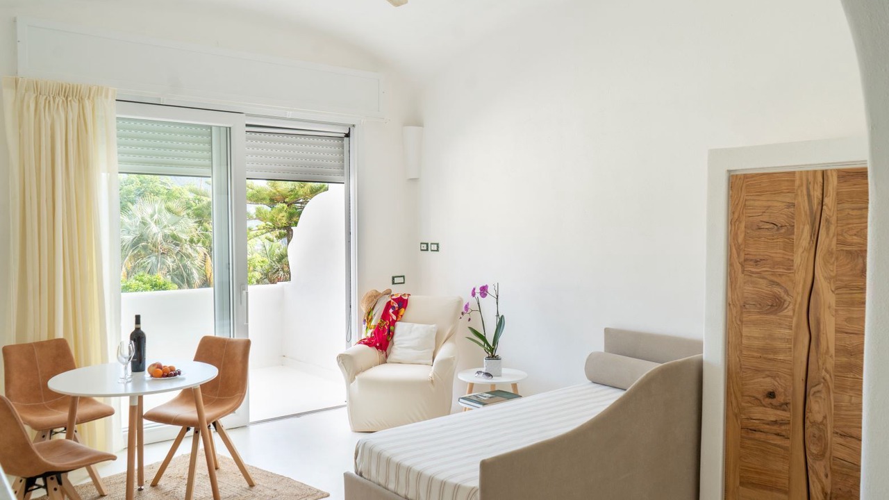 Photo of Bedroom in Forio