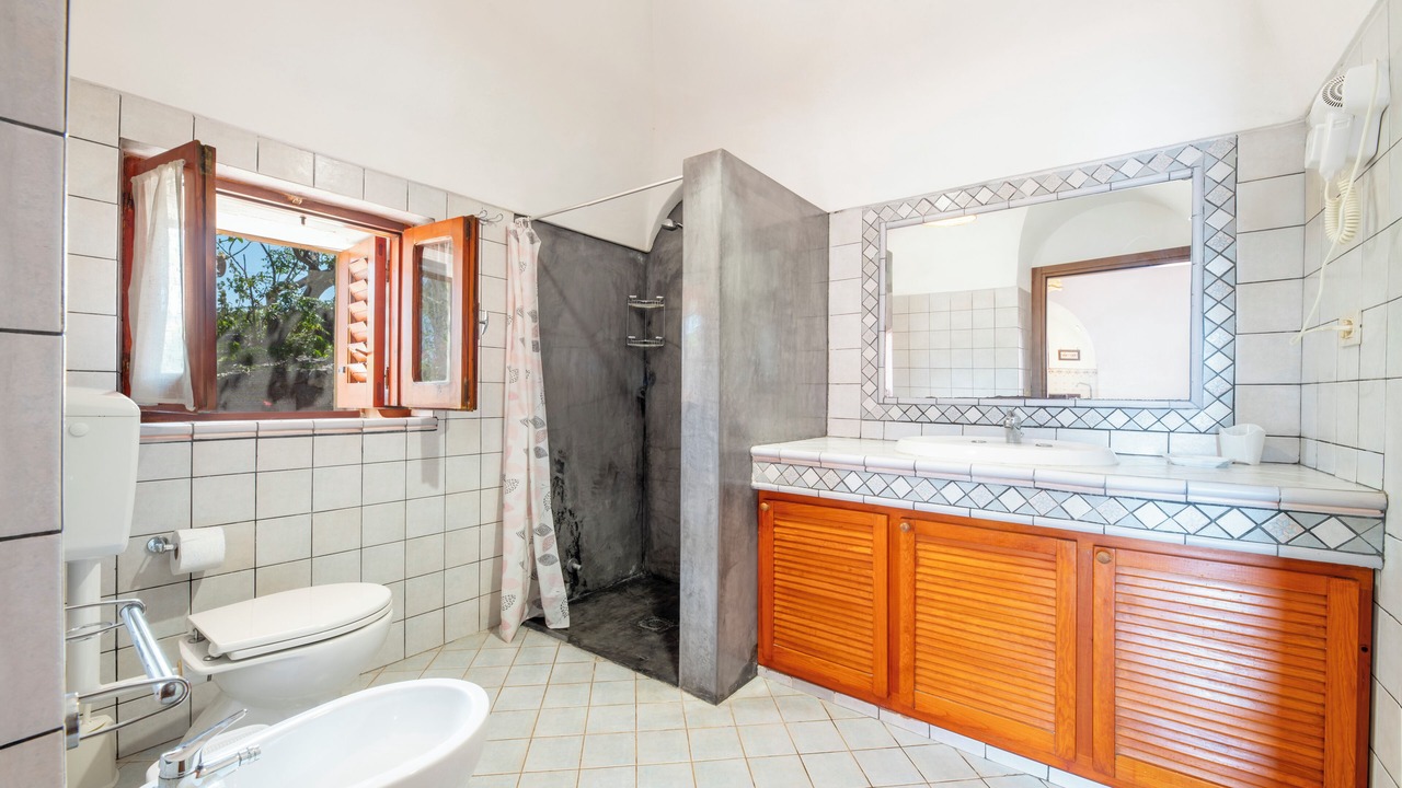 Photo of Bathroom in Pantelleria