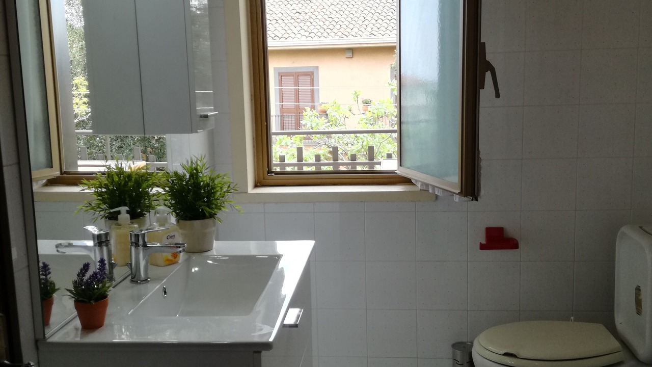 Photo of Bathroom in Nicolosi