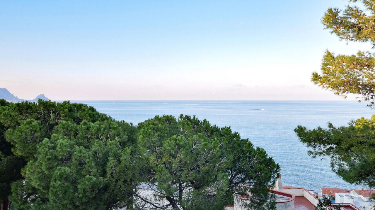 Photo of Bedroom in Torre Colonna-sperone