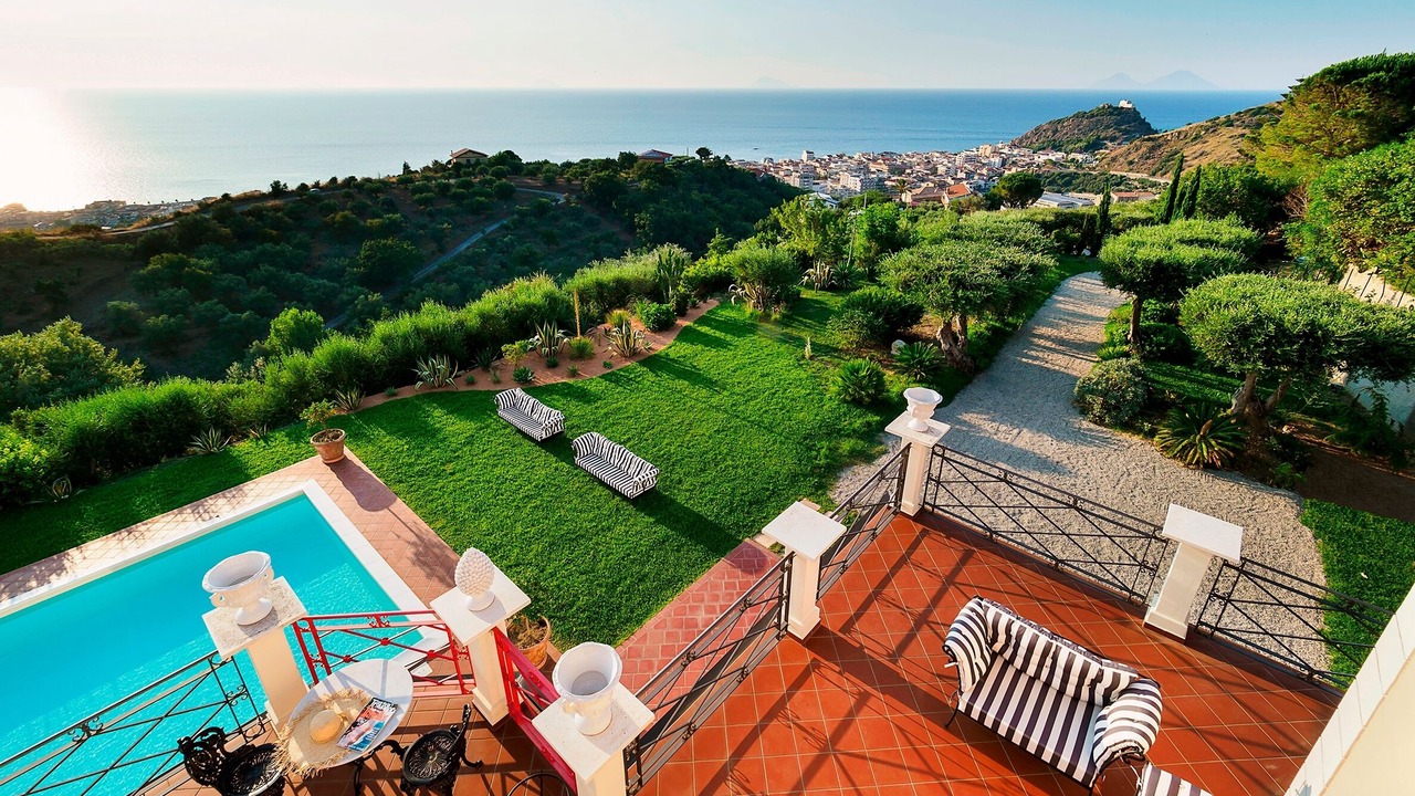 Photo of Patio Balcony in Capo d'Orlando