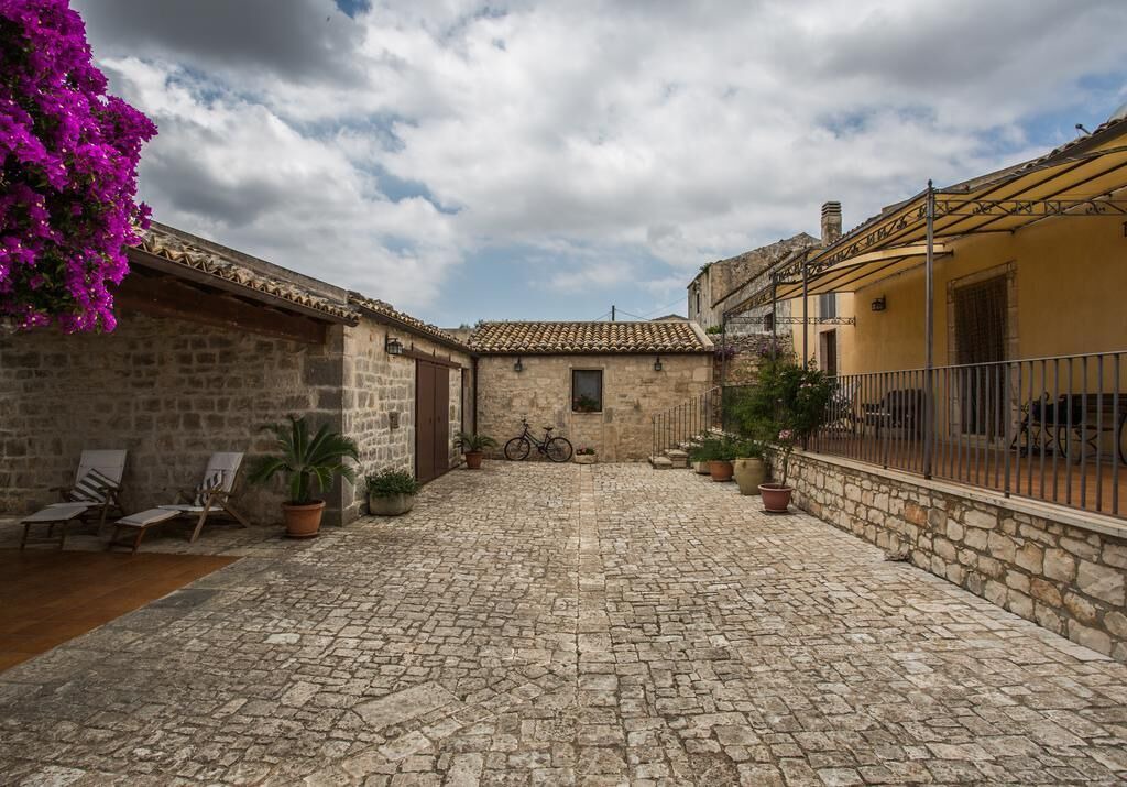 Photo of Patio Balcony in Modica