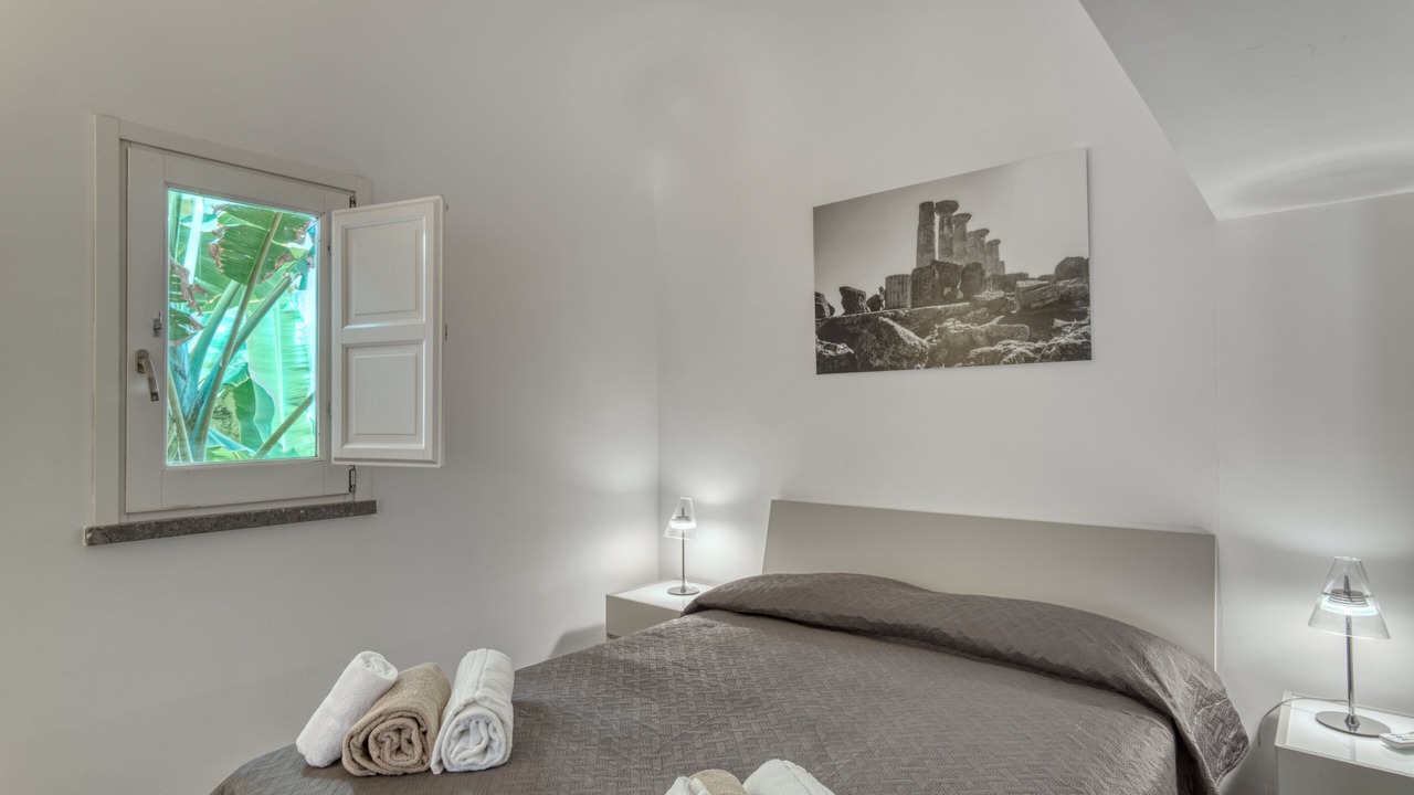 Photo of Bedroom in Old Town