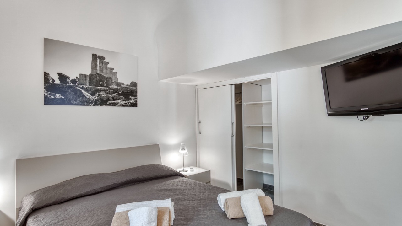 Photo of Bedroom in Old Town