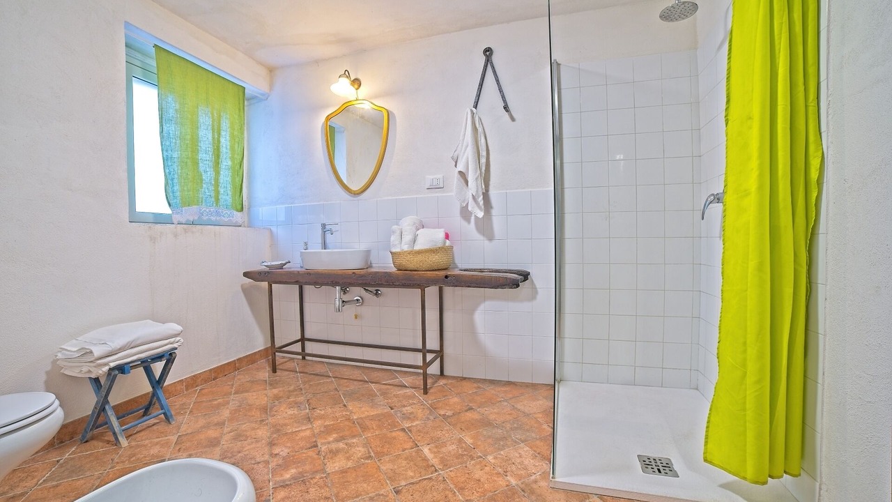 Photo of Bathroom in Praiola