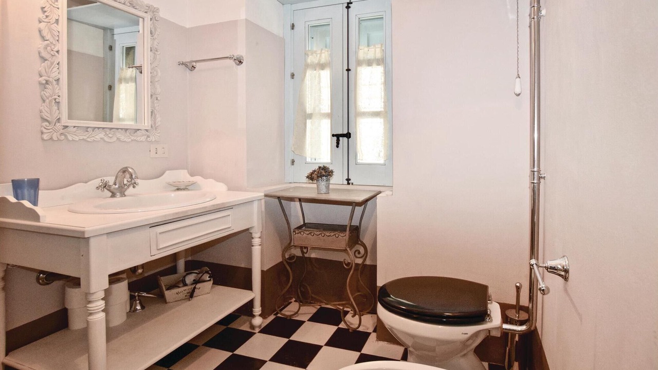 Photo of Bathroom in Chiaramonte Gulfi