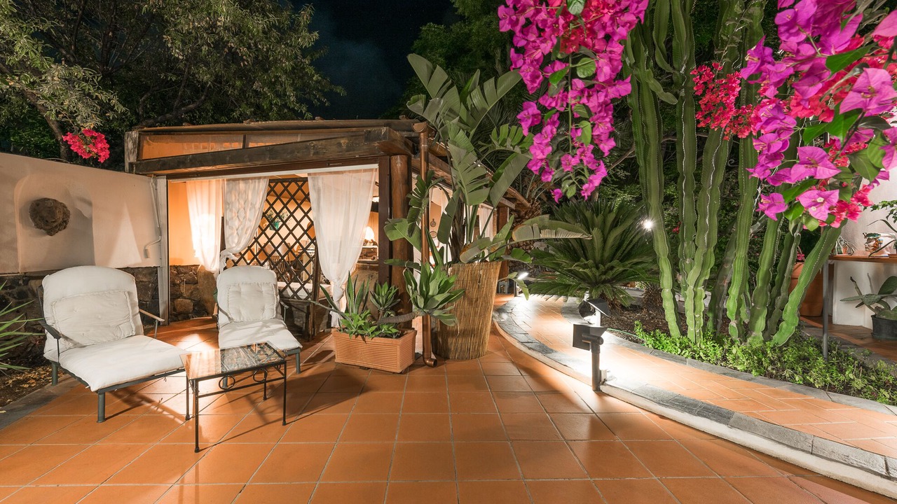 Photo of Patio Balcony in Leni