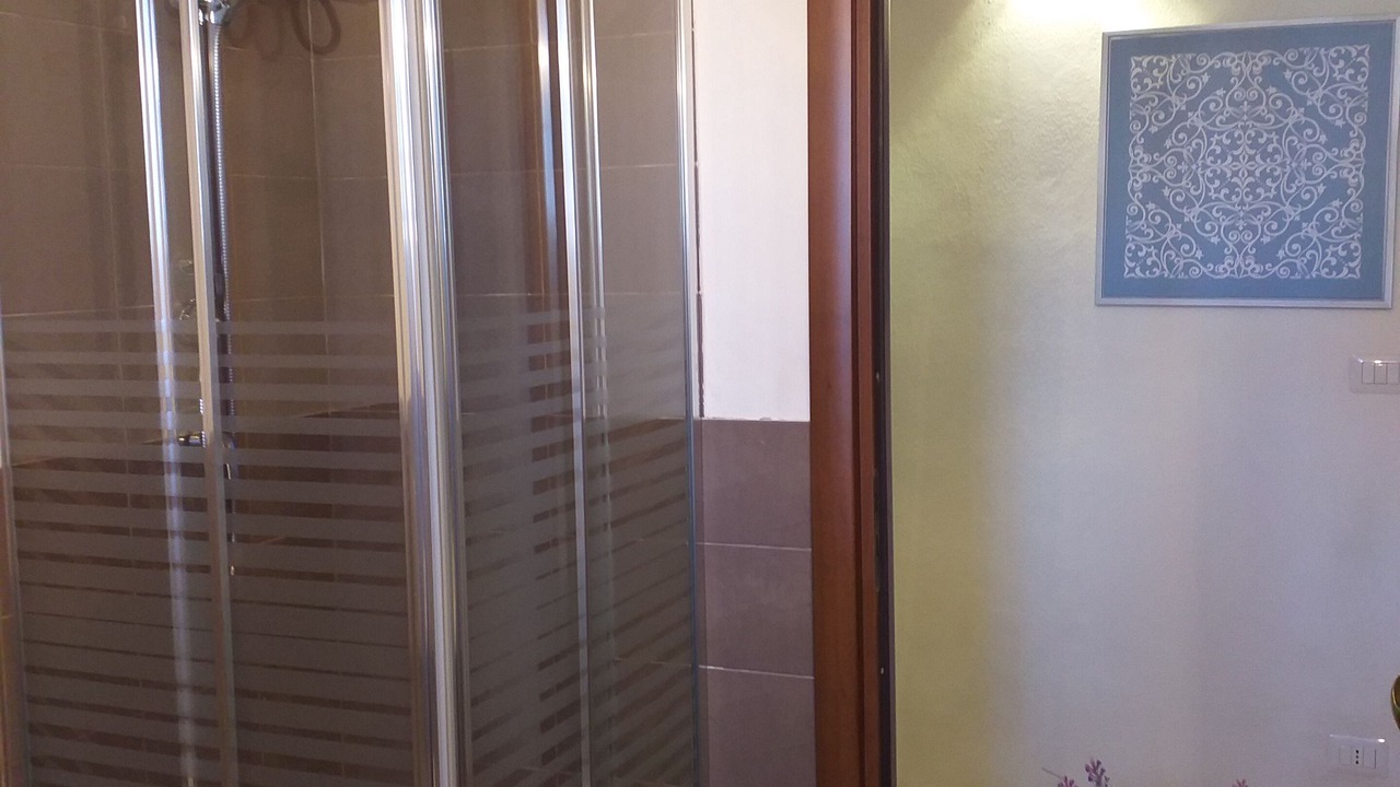 Photo of Bathroom in Naro