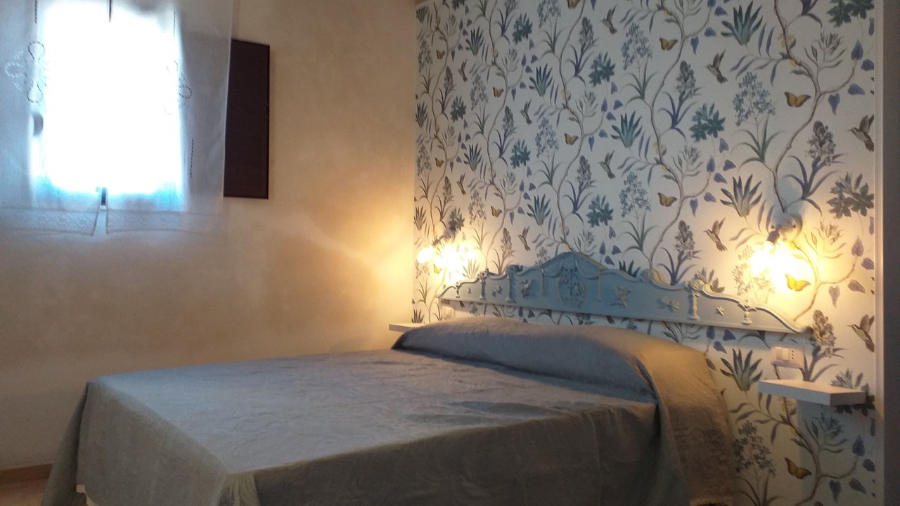 Photo of Bedroom in Naro