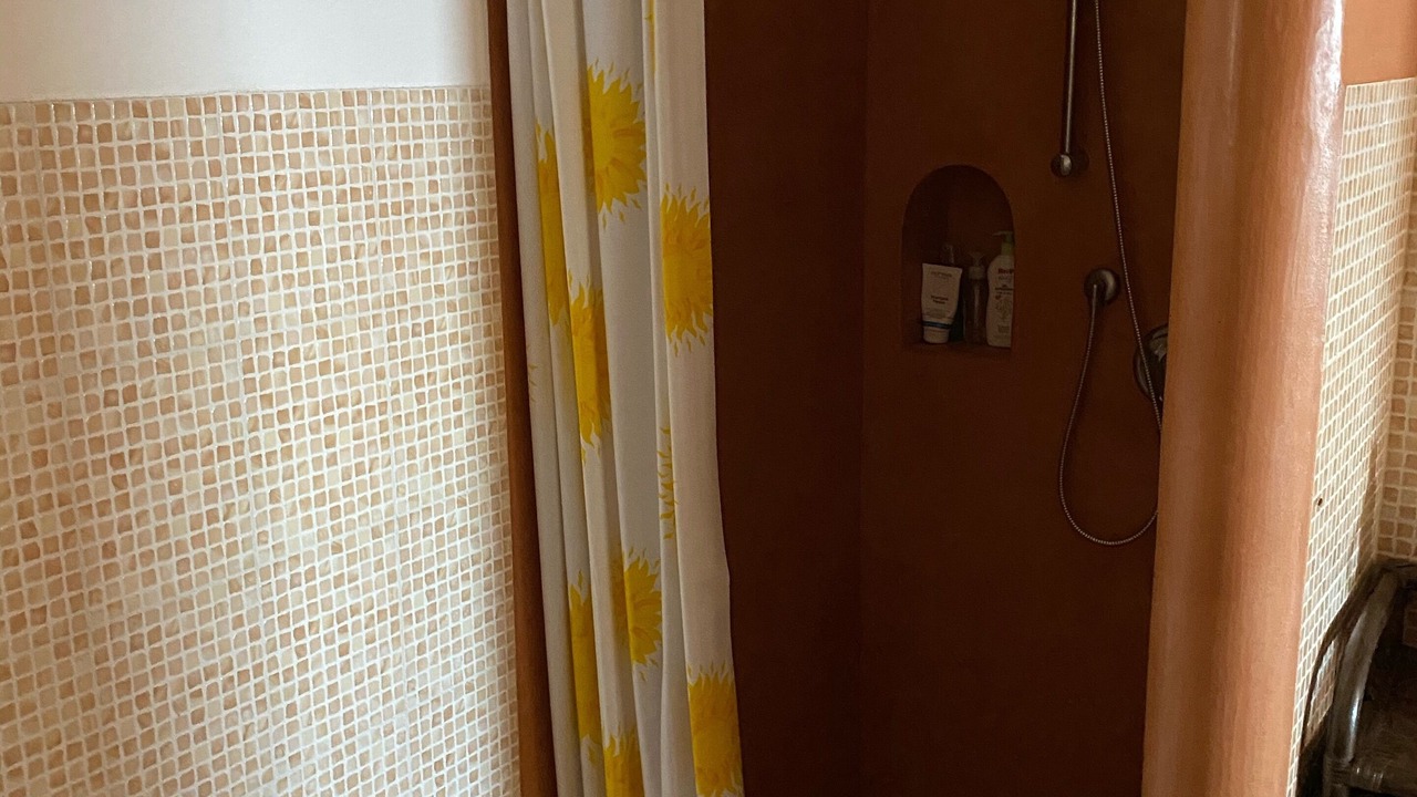 Photo of Bathroom in Pantelleria