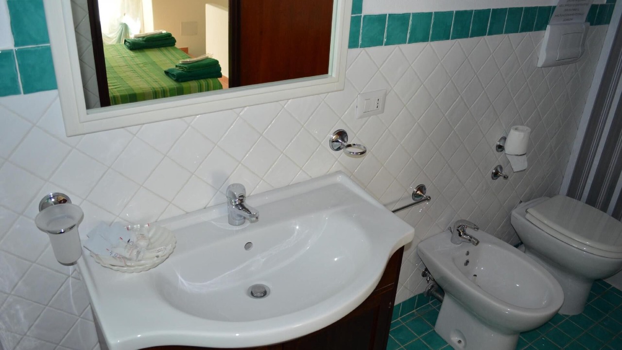 Photo of Bathroom in Malfa