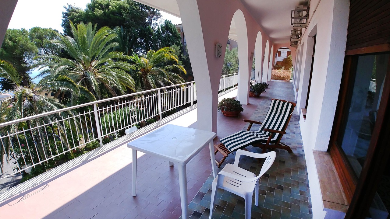 Photo of Patio Balcony in Copanello