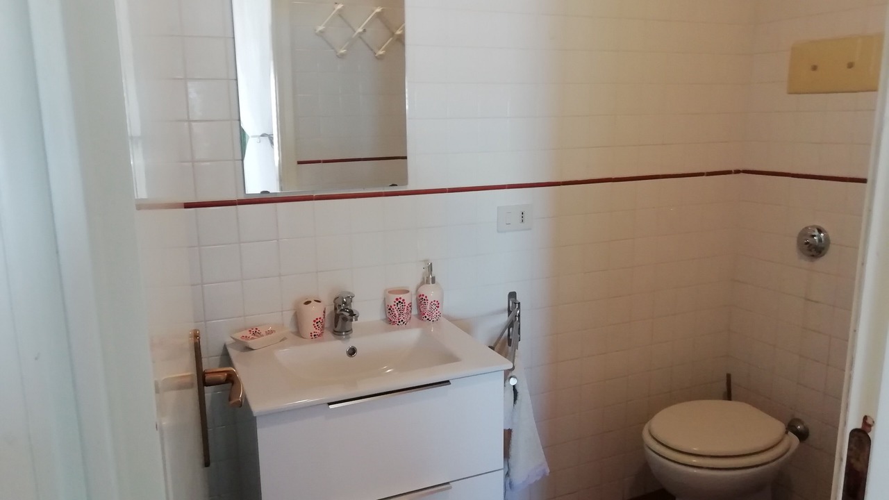 Photo of Bathroom in Ganzirri
