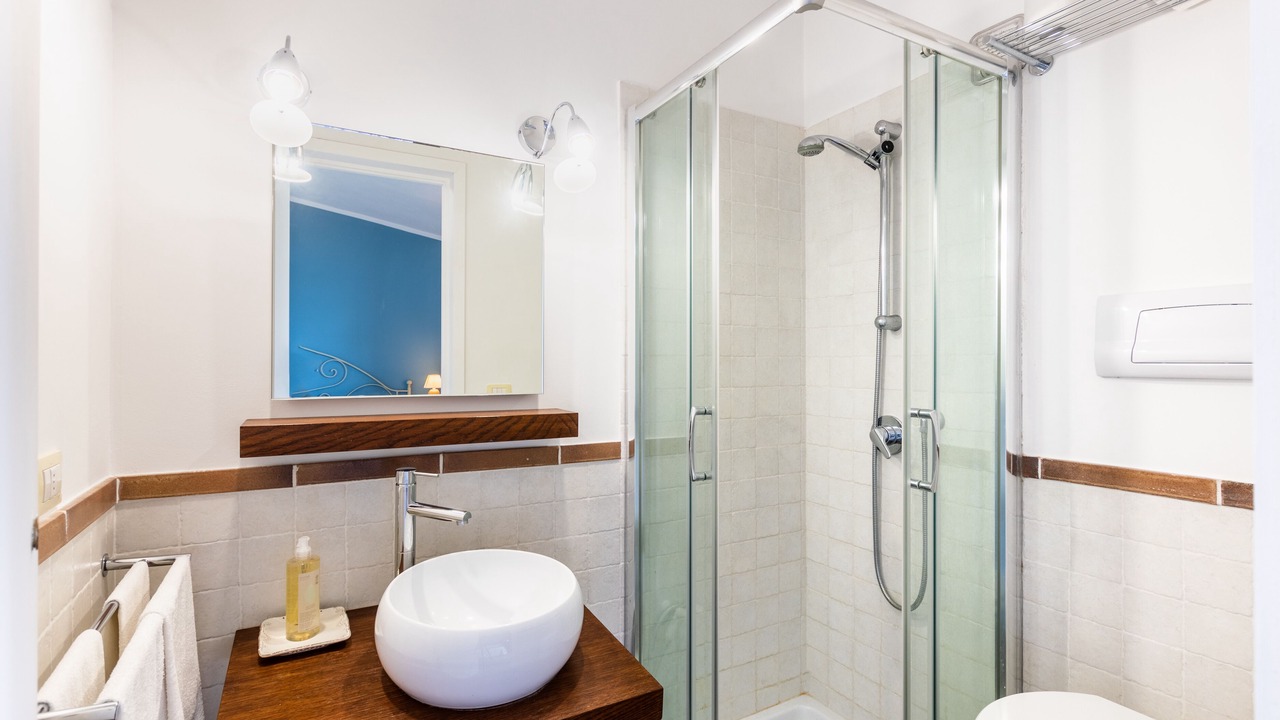 Photo of Bathroom in Avola