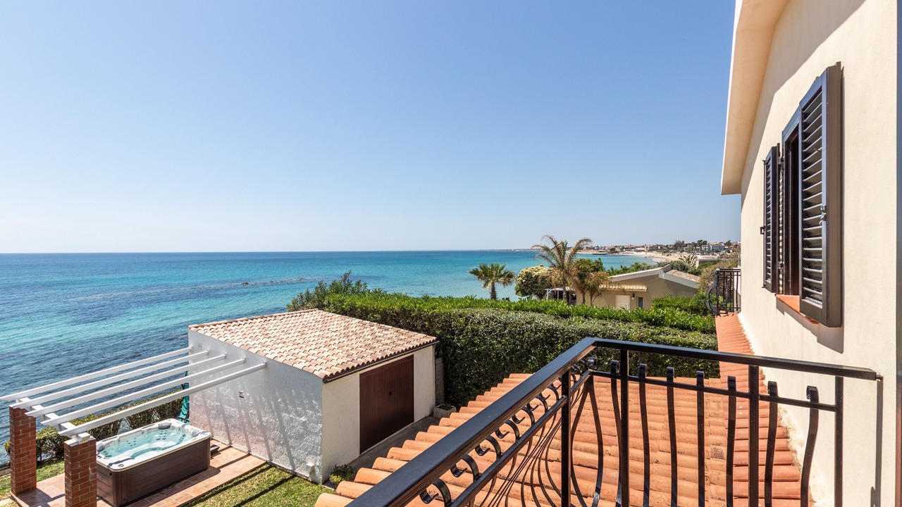 Photo of Patio Balcony in Avola
