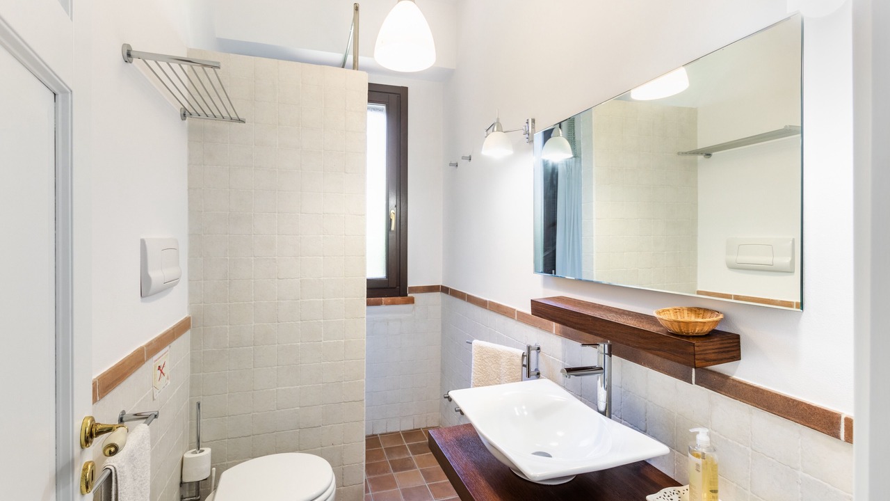 Photo of Bathroom in Avola