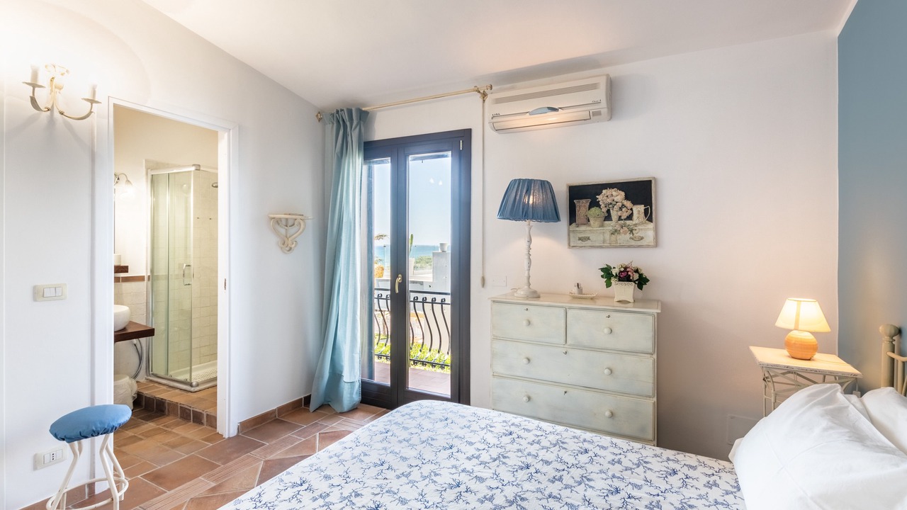 Photo of Bedroom in Avola