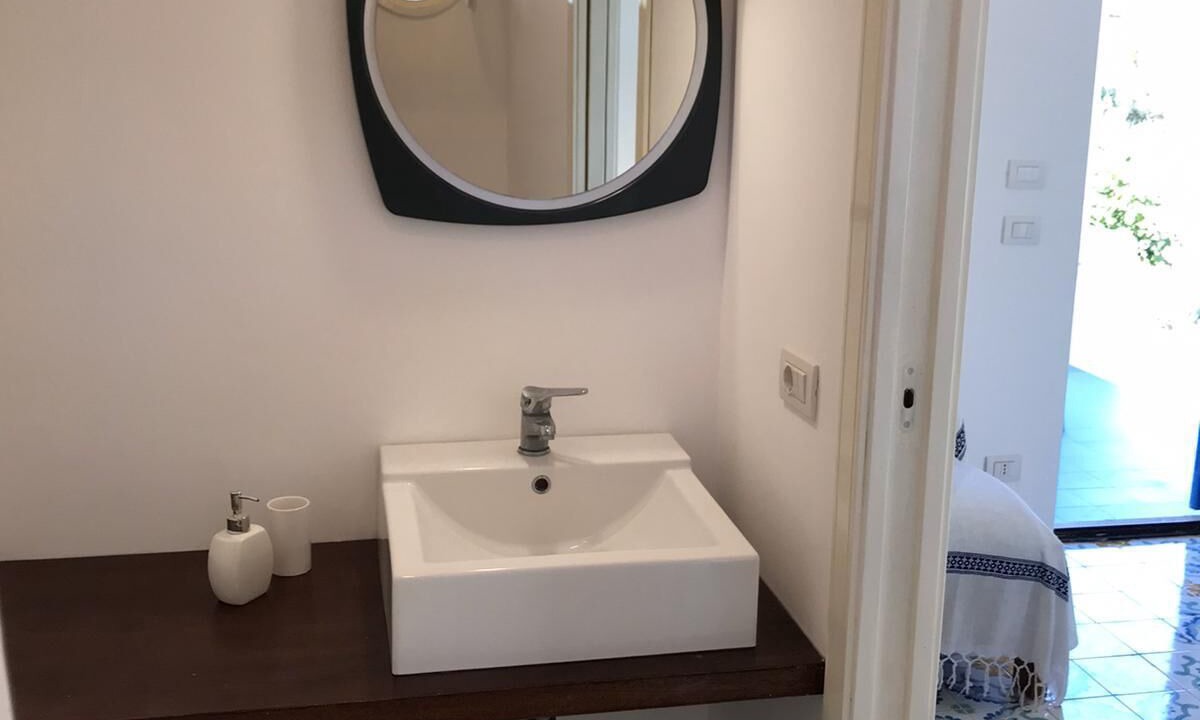 Photo of Bathroom in Vulcanello