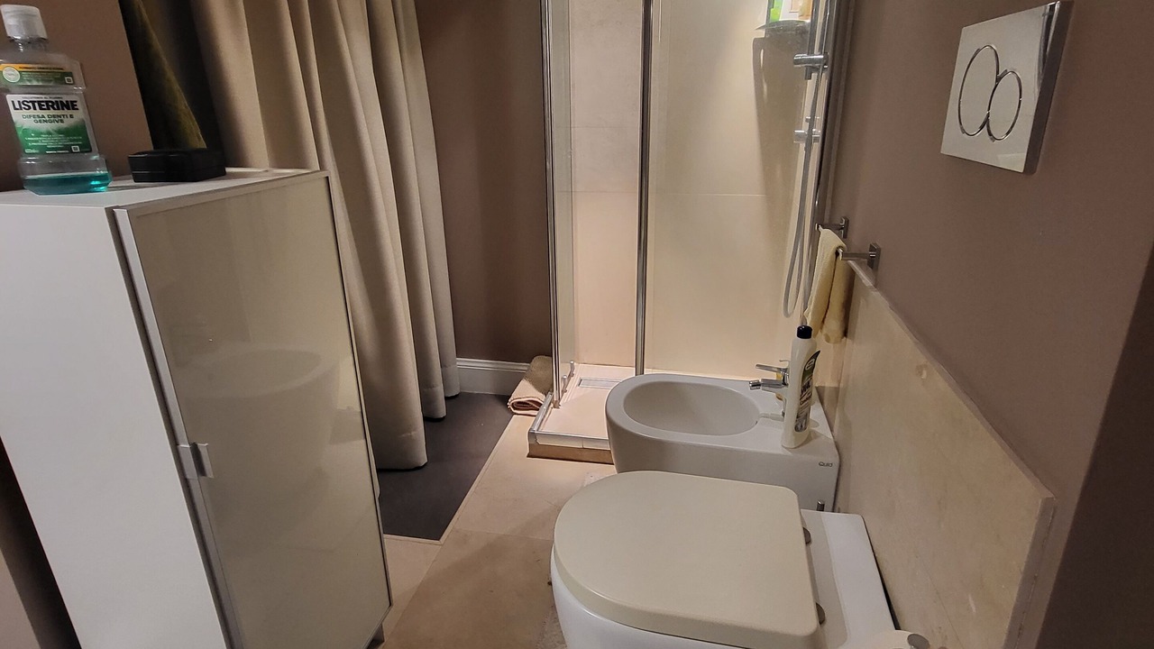 Photo of Bathroom in Picanello-Ognina-Barriera-Canalicchio