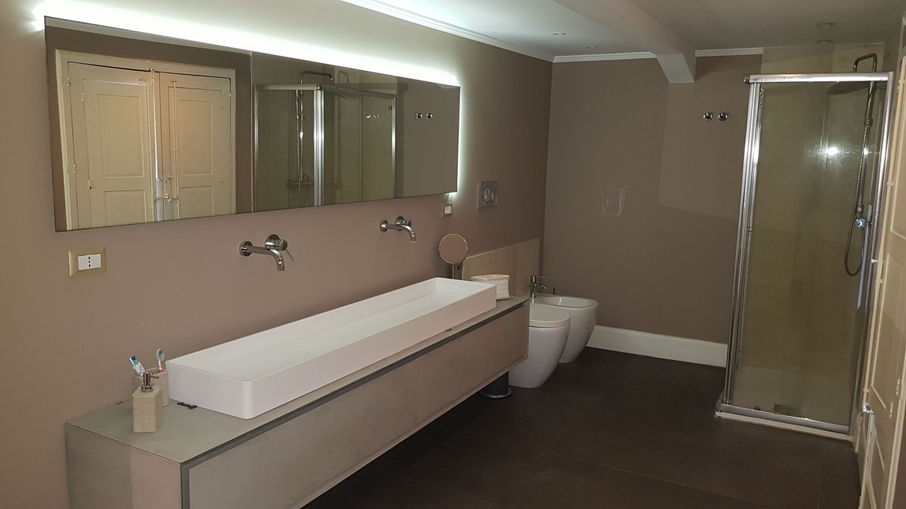 Photo of Bathroom in Picanello-Ognina-Barriera-Canalicchio