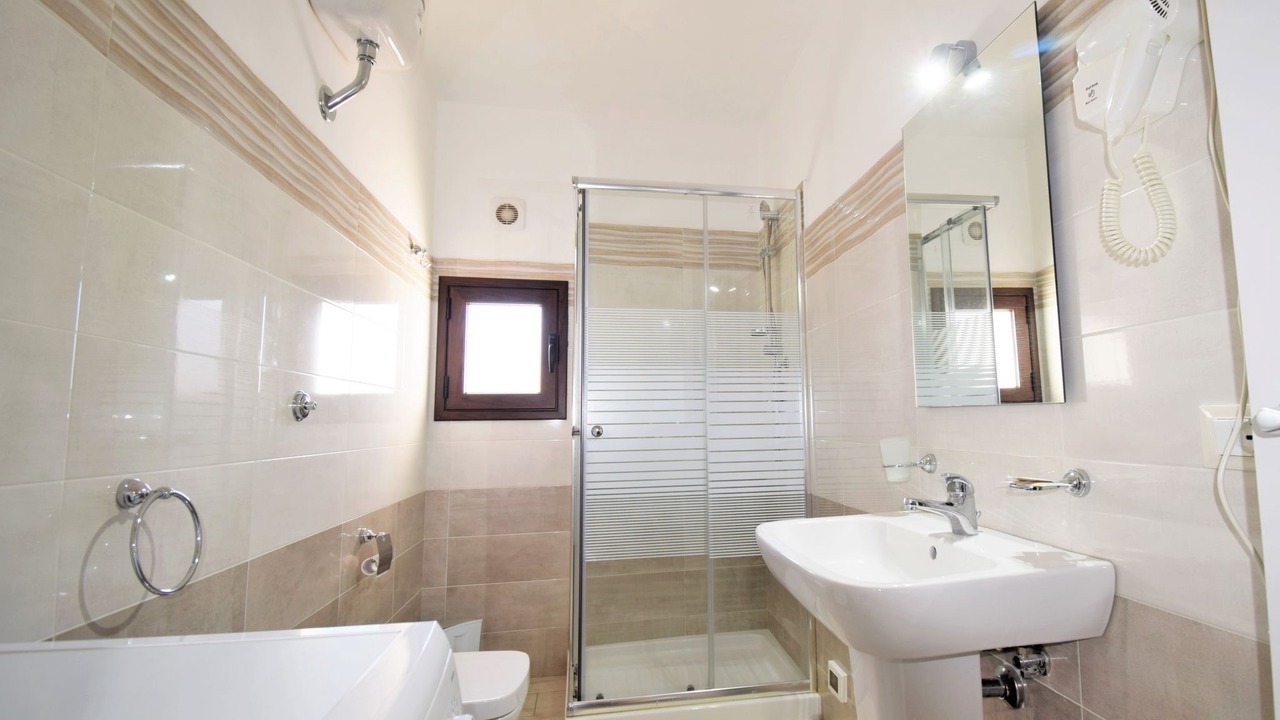 Photo of Bathroom in Lascari