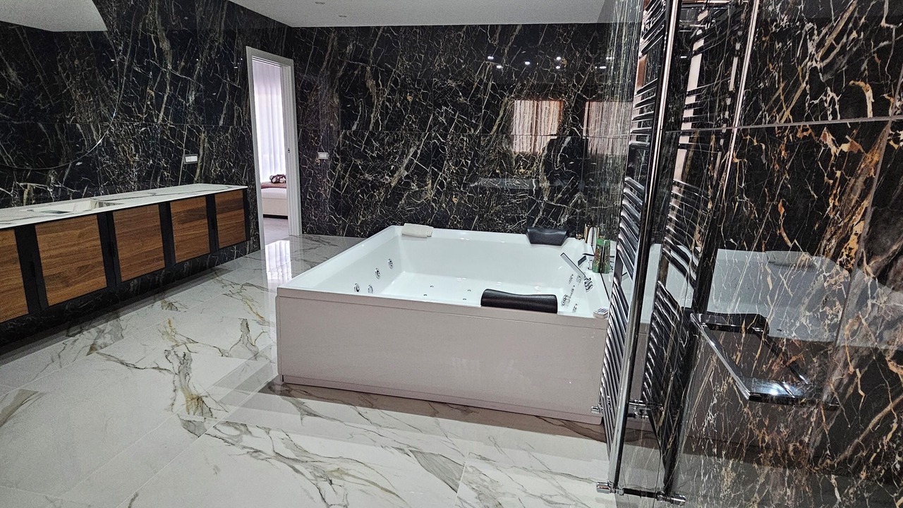 Photo of Bathroom in Pedara