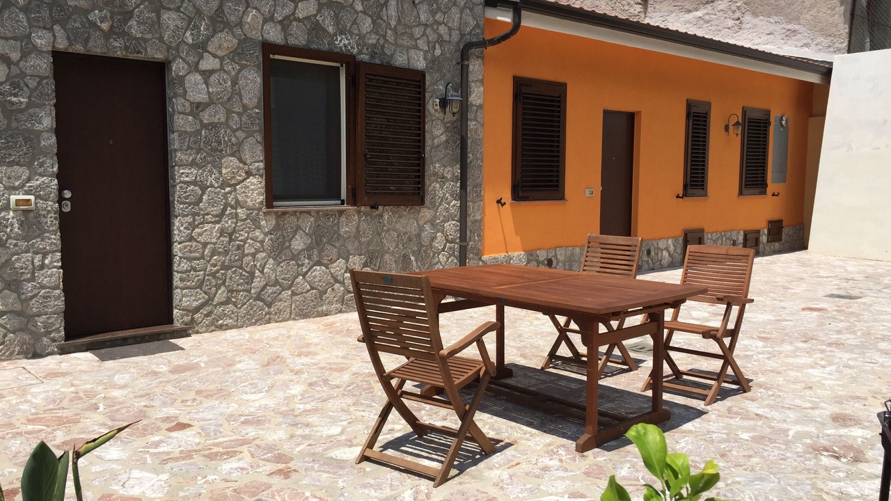 Photo of Outdoor in Capri Leone