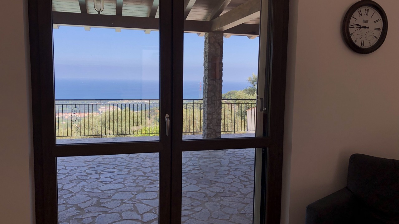 Photo of Others in Capri Leone