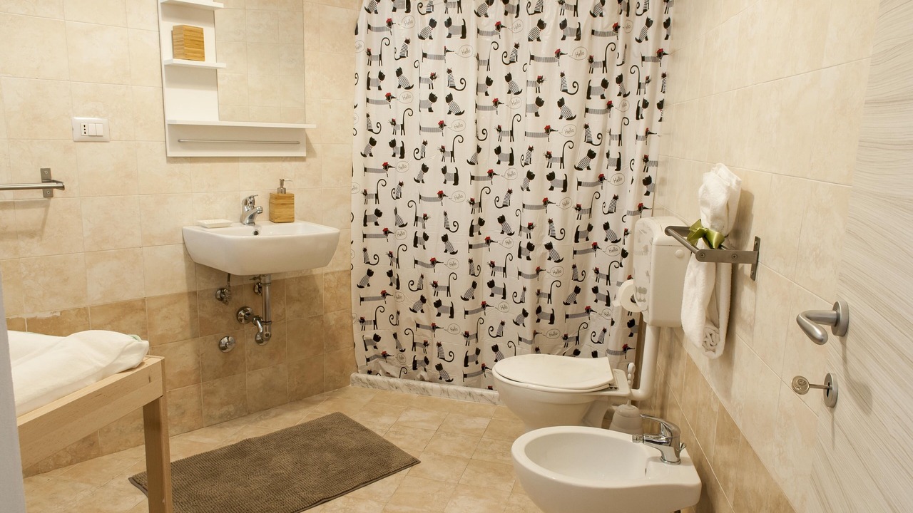 Photo of Bathroom in Solarino