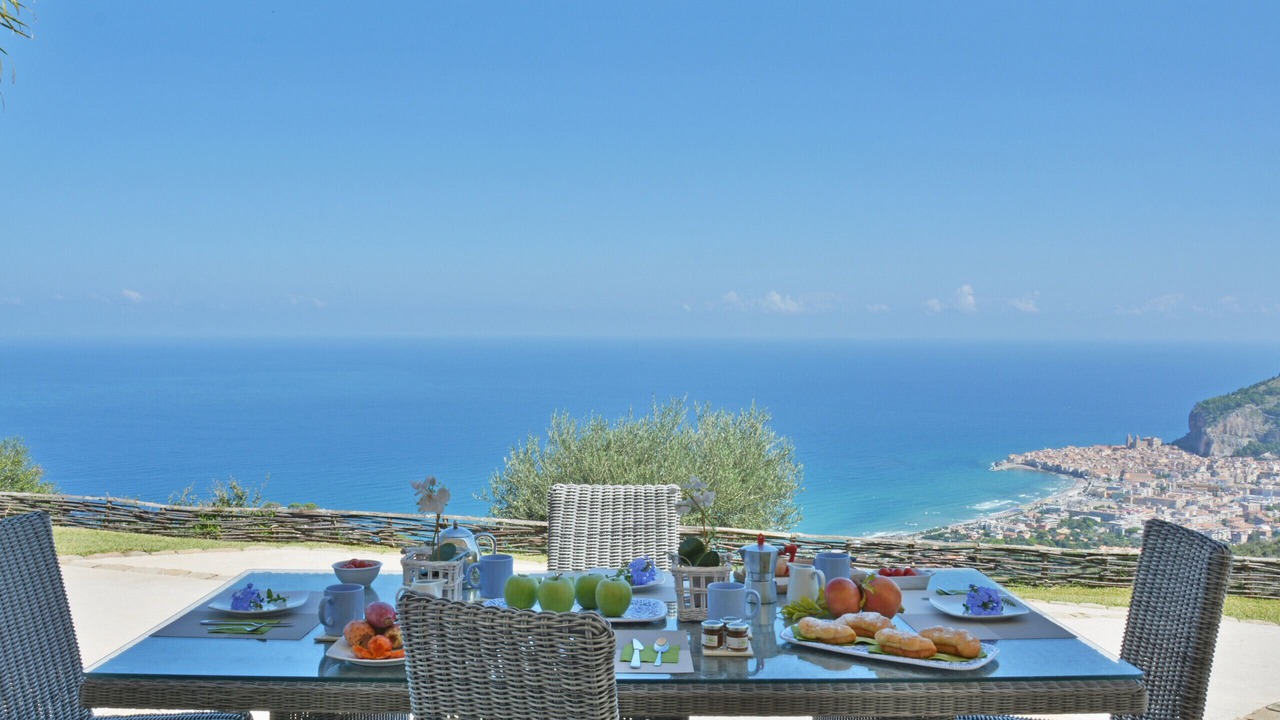 Photo of Others in Cefalu