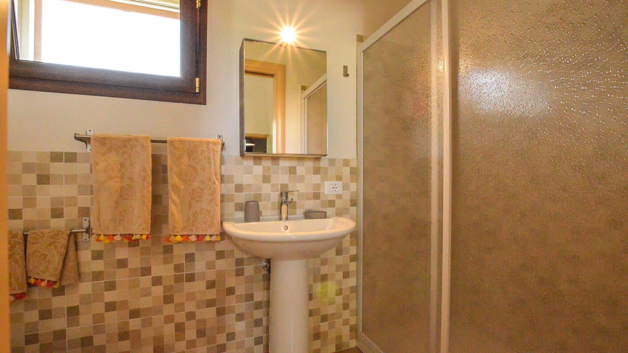 Photo of Bathroom in Menfi