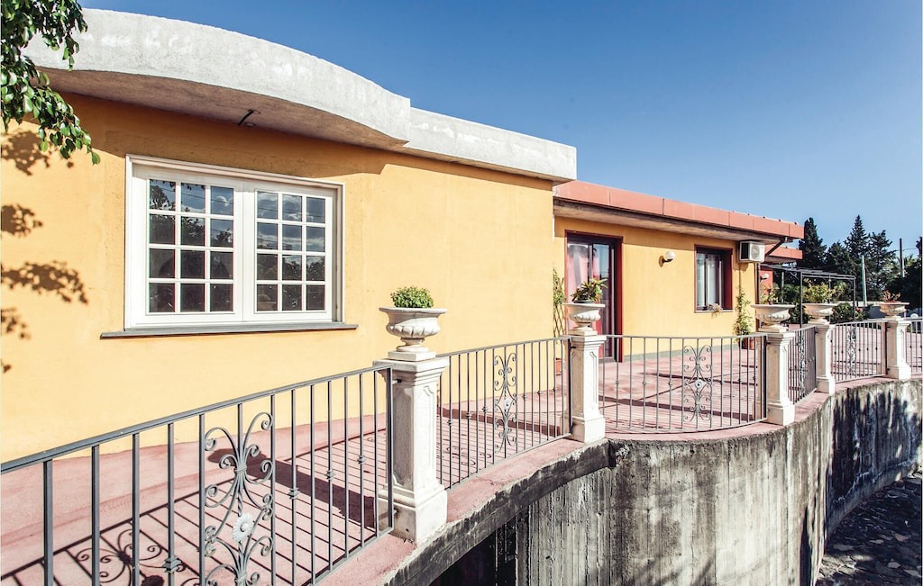 Photo of Buildings in Giarre