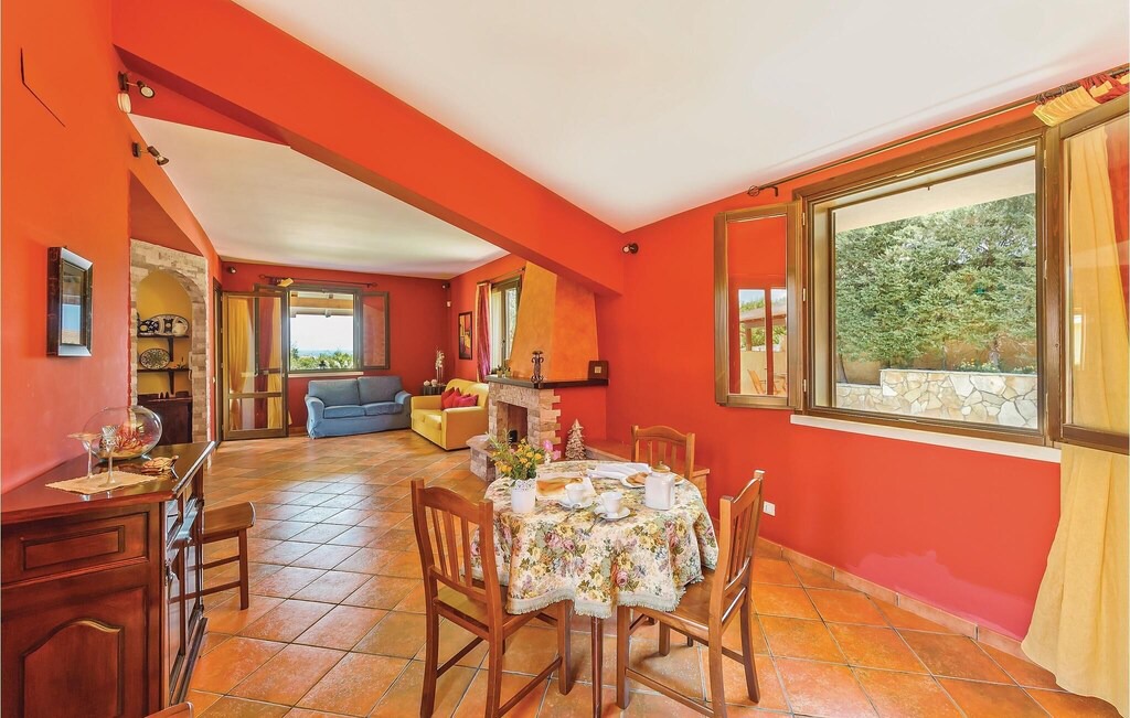 Photo of Livingroom in Torre Colonna-sperone