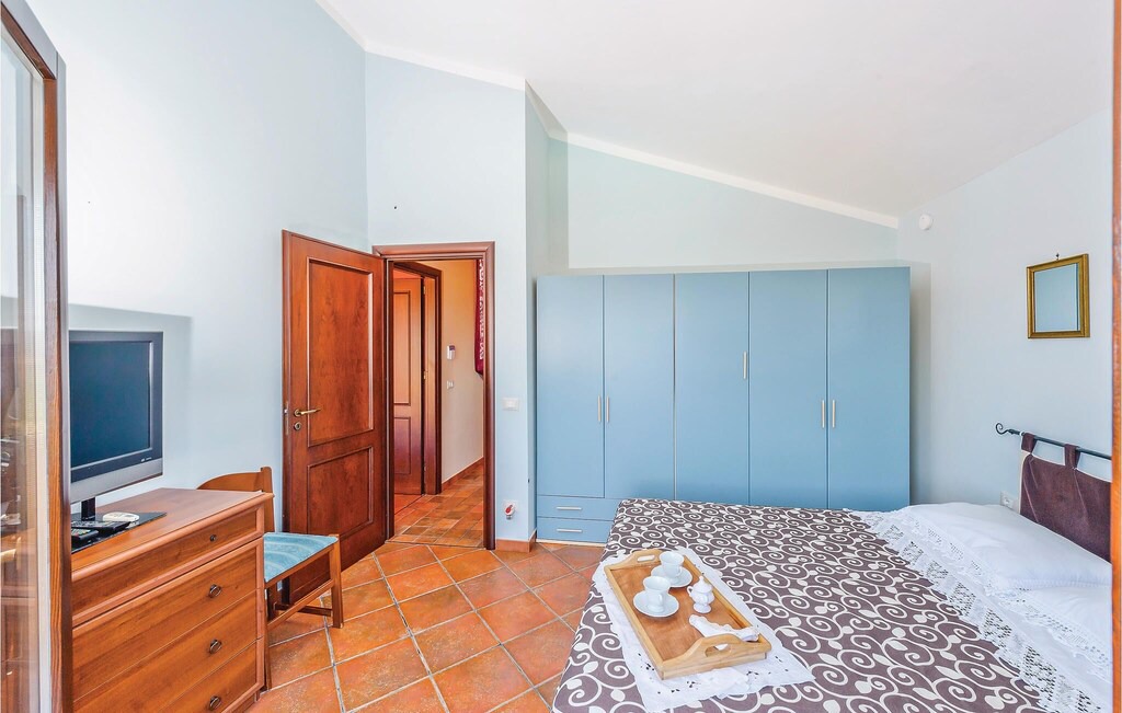 Photo of Bedroom in Torre Colonna-sperone