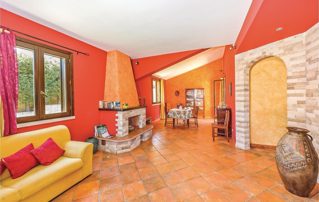 Photo of Livingroom in Torre Colonna-sperone