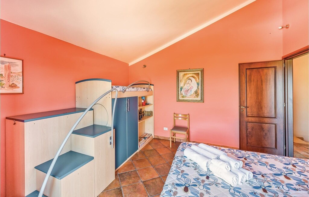 Photo of Bedroom in Torre Colonna-sperone