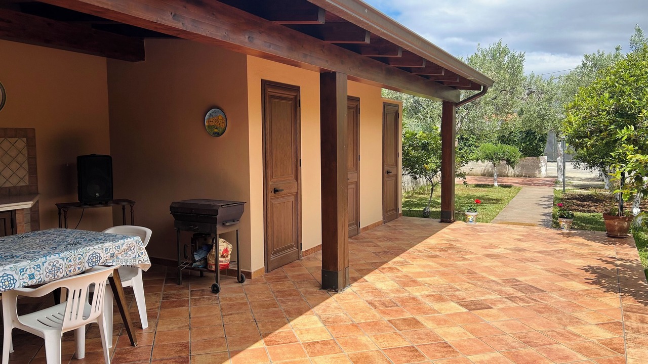 Photo of Outdoor in Carini