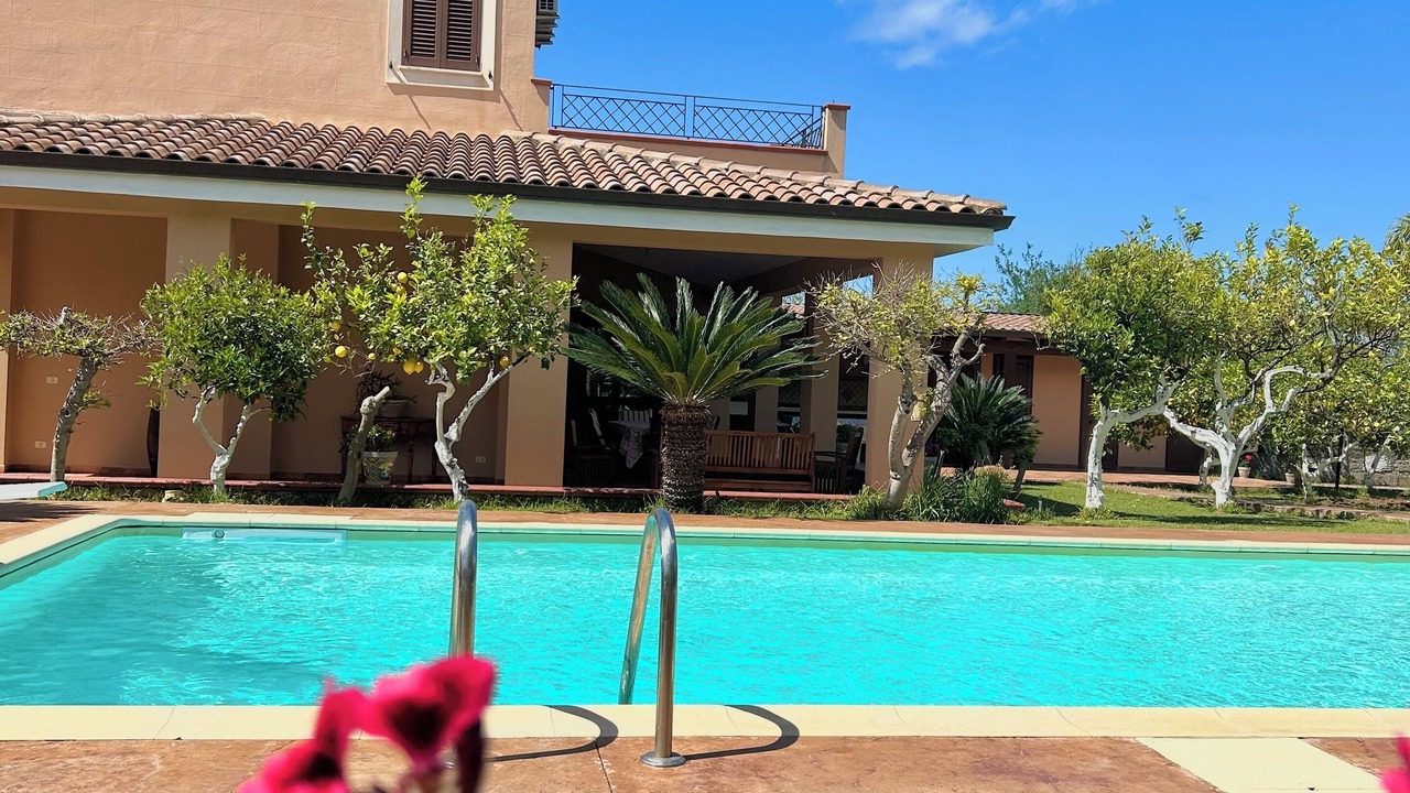 Photo of Outdoor in Carini